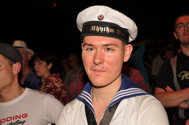 min 2009 11 22 riot 311